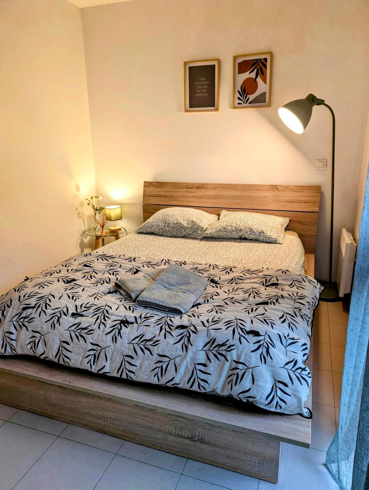 L'Instant Sorgue Lejlighed LʼIsle-sur-la-Sorgue Eksteriør billede